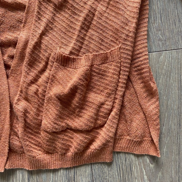 Old Navy Cardigan - Picture 2 of 4